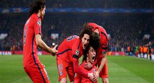 كافاني يطالب بالعودة إلى مركزه الأصلي كمهاجم صريح